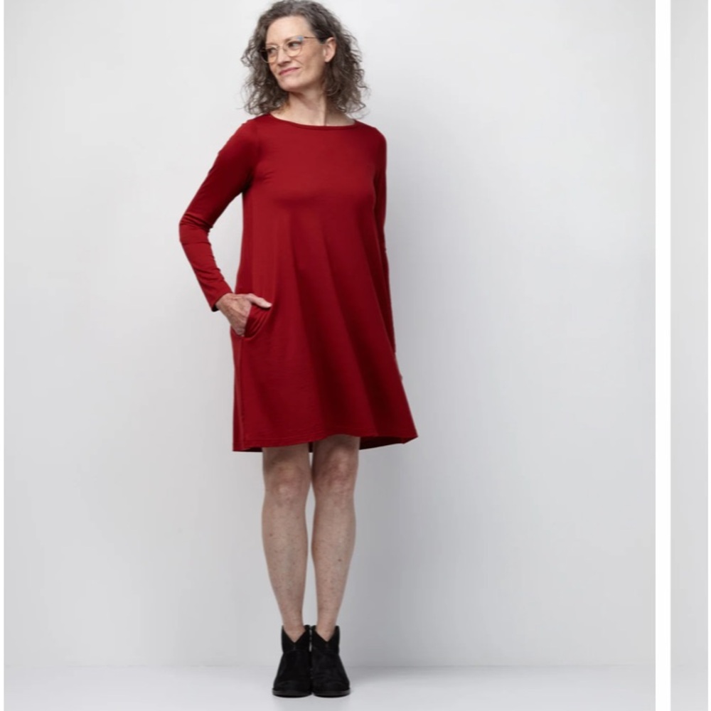 Wool& Rowena Swing Dress M / Modern Red / Long EUC